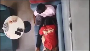 Quay lén em người yêu bú liếm cho gấu nơi công cộng