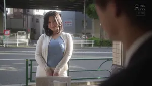 Chồng yếu không làm lên đỉnh, vợ lên mạng tìm trai trẻ phang khỏe