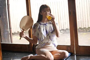 Mùa hè buồn chán ở quê xoạc cô vợ nhà kề bên thiếu thốn vì lấy gã chồng già
